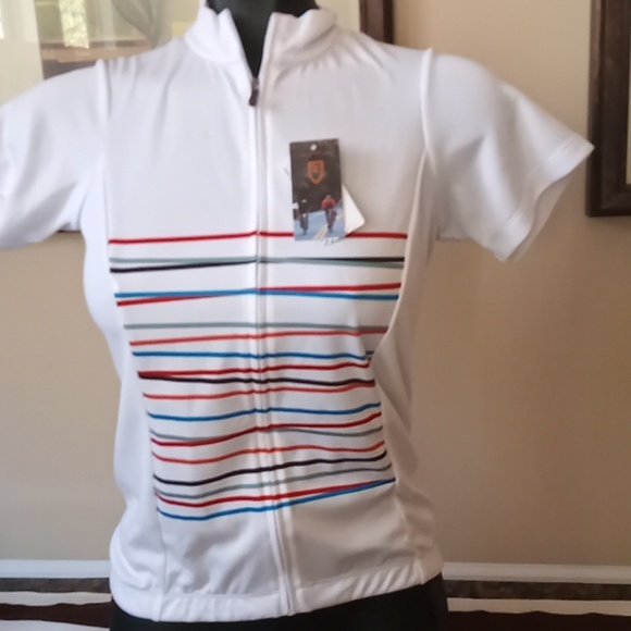 Top - Picture 2 of 9